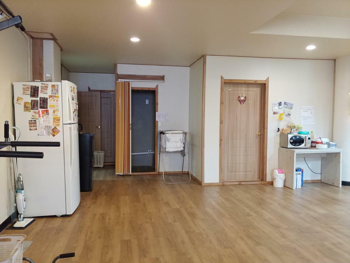Baozen Guesthouse Jeju Buitenkant foto